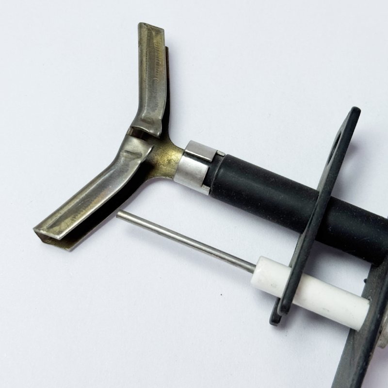 Y-Shaped Burner Head with Ignition Pin for Gas Appliance